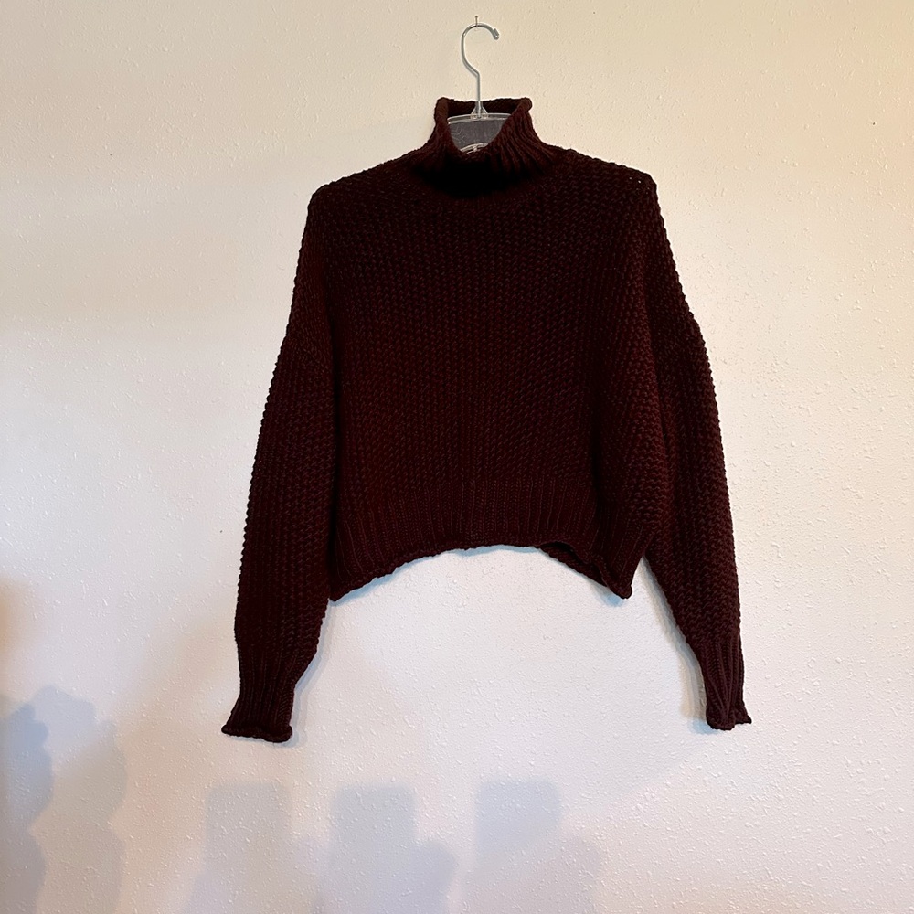 Casual Forever21 Deep Burgandy sweater. Size medium.